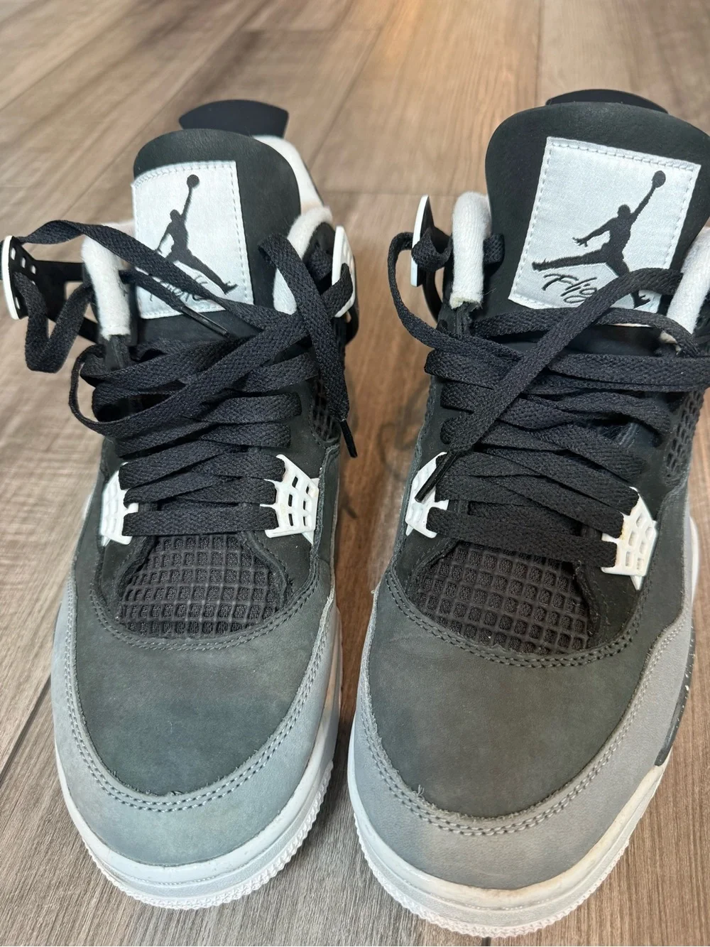 Jordan classic silhouette